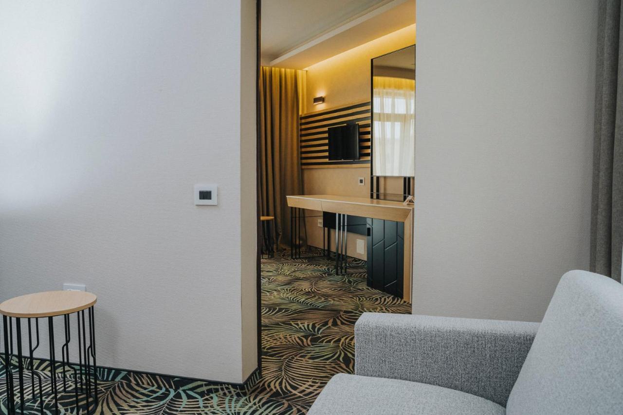 Hotel President ไบเลเฟลิกซ์ ภายนอก รูปภาพ