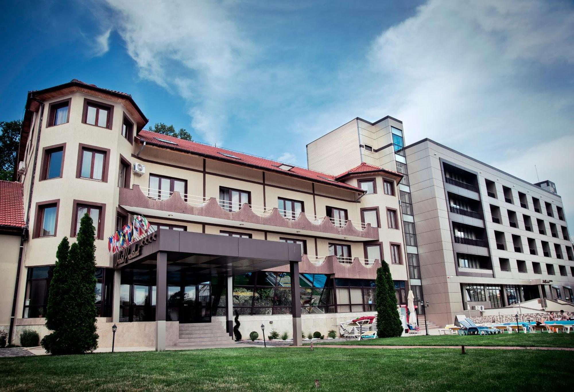 Hotel President ไบเลเฟลิกซ์ ภายนอก รูปภาพ