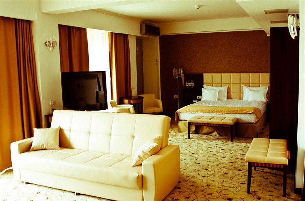 Hotel President ไบเลเฟลิกซ์ ภายนอก รูปภาพ